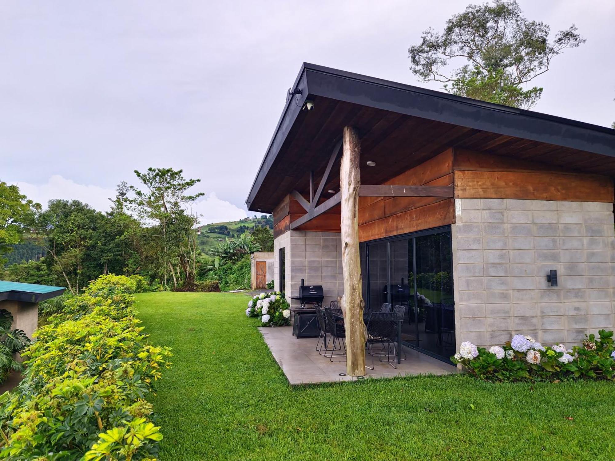 Espectacular Cabana Moderna De Montana + Bosque Nuboso +Wifi Zarcero Eksteriør billede